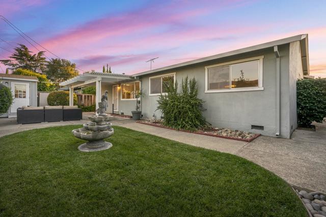 2476 Le Bain Drive, San Jose CA: https://media.crmls.org/mediaz/6959803c-cb90-4522-84b6-44df1409e73c.jpg