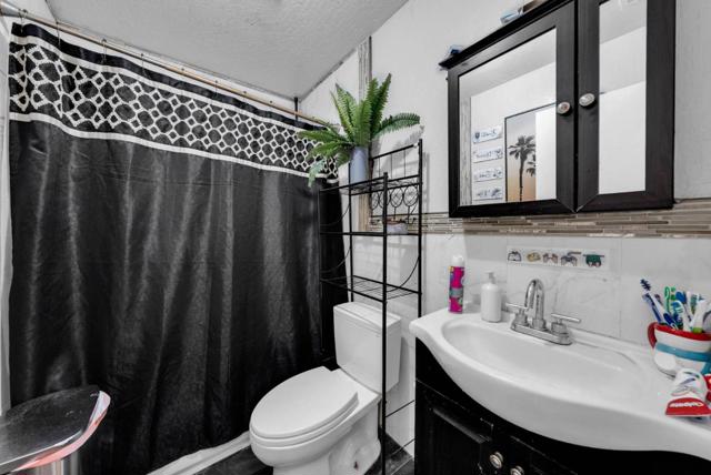 2243 COOLEY Avenue, East Palo Alto CA: https://media.crmls.org/mediaz/695c12e2-4e3c-41ef-b6ba-5a0ba497083b.jpg