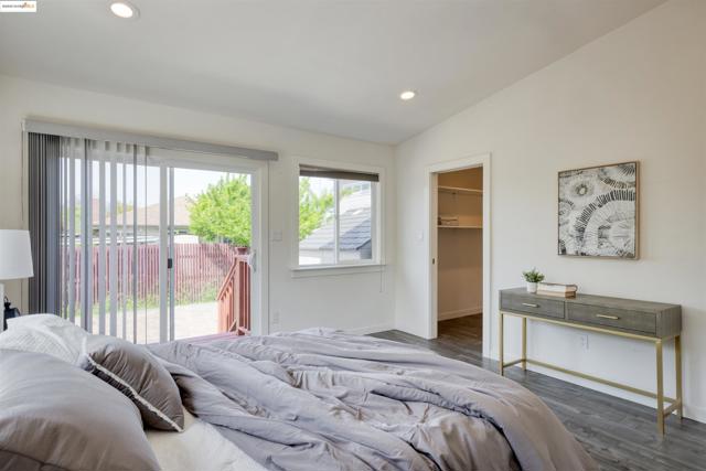 Image 18 of 32 For 2914 Stanton St