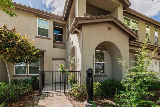 Detail Gallery Image 25 of 31 For 451 Avenida De La Luna, Vista,  CA 92083 - 2 Beds | 2 Baths