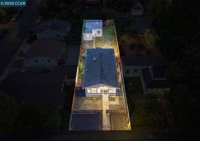 939 Ohio St, Vallejo CA: https://media.crmls.org/mediaz/695f3ecf-4e7e-4fe5-a05f-0a0d4d0e6513.jpg