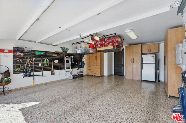 Image 18 of 24 For 248 Palo Verde Avenue