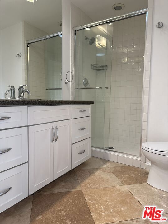 2454 Penmar, Venice CA: https://media.crmls.org/mediaz/695f9c39-bb56-4938-abca-24a07b35bbda.jpg