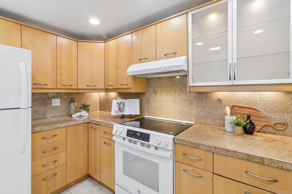 1209 Hueneme Street - photo 8