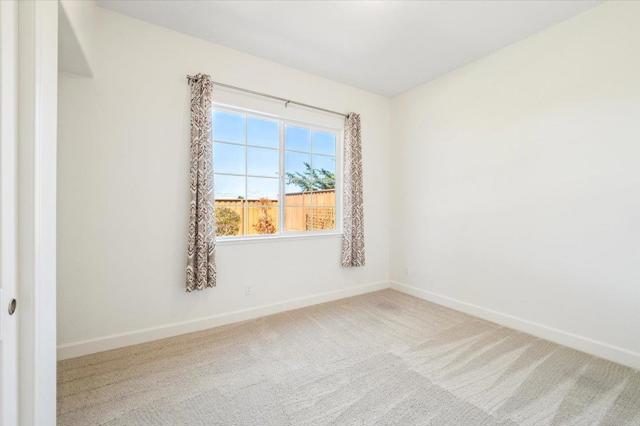 465 Russell Way, Marina CA: https://media.crmls.org/mediaz/69603fae-4b89-45f0-9927-306374817fa8.jpg