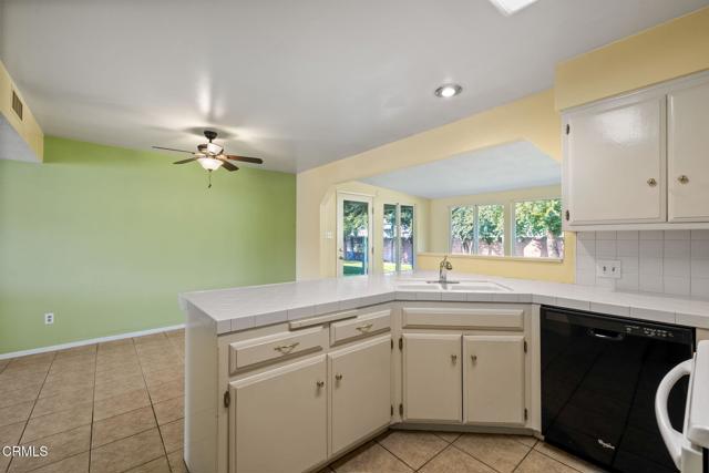 Detail Gallery Image 24 of 59 For 5808 Indian Wells Ave, Bakersfield,  CA 93309 - 2 Beds | 2 Baths