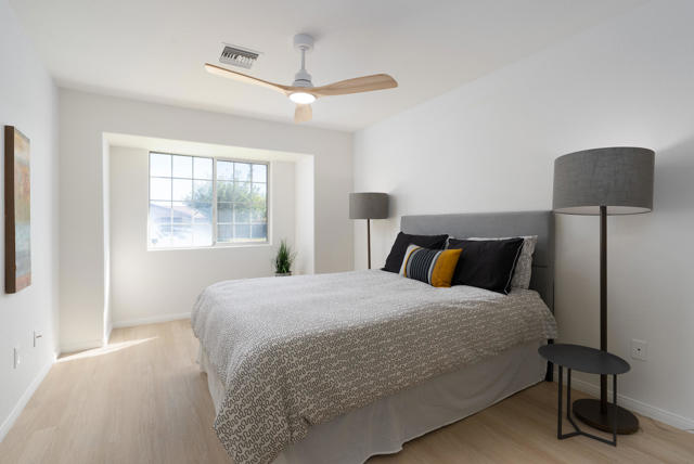 1843 N Whitewater Club Drive, Palm Springs CA: https://media.crmls.org/mediaz/6960edfd-cd32-4710-b456-442c9040f801.jpg