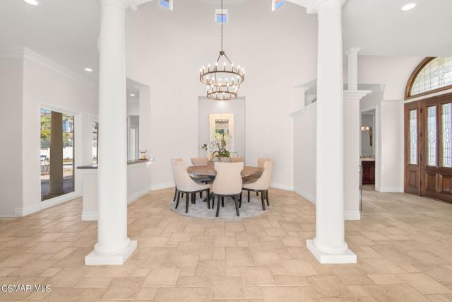 13550 Andalusia Drive, Santa Rosa CA: https://media.crmls.org/mediaz/69634780-b831-4afb-8f83-4af9a9c0e8dd.jpg