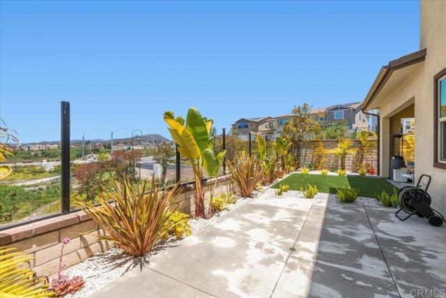 660 Westbrook Loop, San Marcos CA: https://media.crmls.org/mediaz/6963e344-1237-4437-a0b6-009e8120a93b.jpg