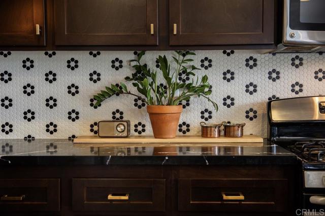 Detail Gallery Image 11 of 51 For 30363 Dapple Grey Way, Menifee,  CA 92584 - 3 Beds | 2/1 Baths