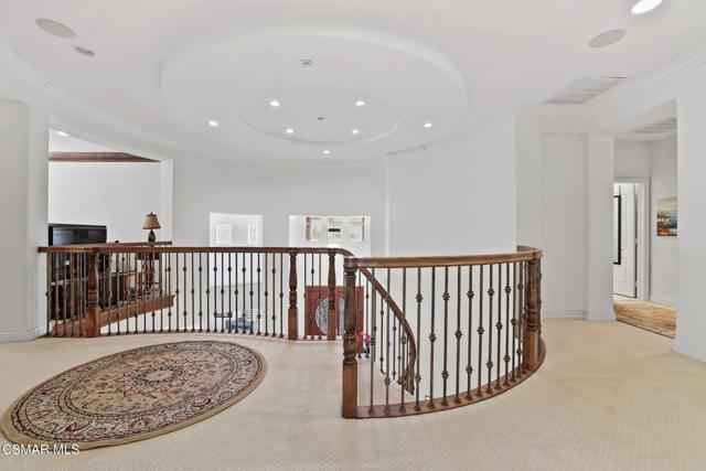 20253 ViA Galileo, Porter Ranch CA: https://media.crmls.org/mediaz/6964a80b-4da7-4426-971b-39616469e8ee.jpg