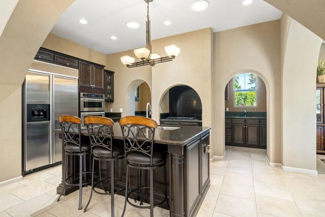 52540 Vino, La Quinta CA: https://media.crmls.org/mediaz/6965202a-06bf-4605-97f7-c3e86a2a5e00.jpg