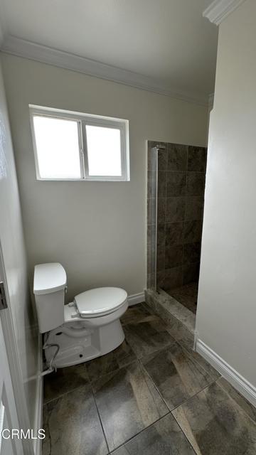 653 Willowgrove Avenue, Glendora CA: https://media.crmls.org/mediaz/69665711-b410-493d-85d5-506d7ee2ce26.jpg