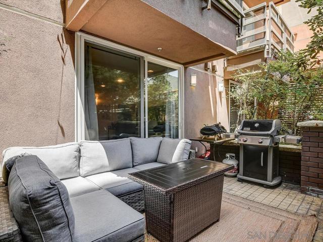 1225 Island Ave, San Diego CA: https://media.crmls.org/mediaz/6967125c-b7aa-4074-a3db-f467593eceae.jpg