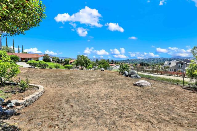 17342 Tam O Shanter Dr, Poway CA: https://media.crmls.org/mediaz/6968a929-91fe-451c-923d-ea43b3d0b9aa.jpg