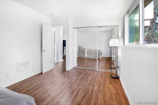 9860 Dale Avenue, Spring Valley CA: https://media.crmls.org/mediaz/6969df1b-59aa-4674-8fae-53f09b3dd00d.jpg