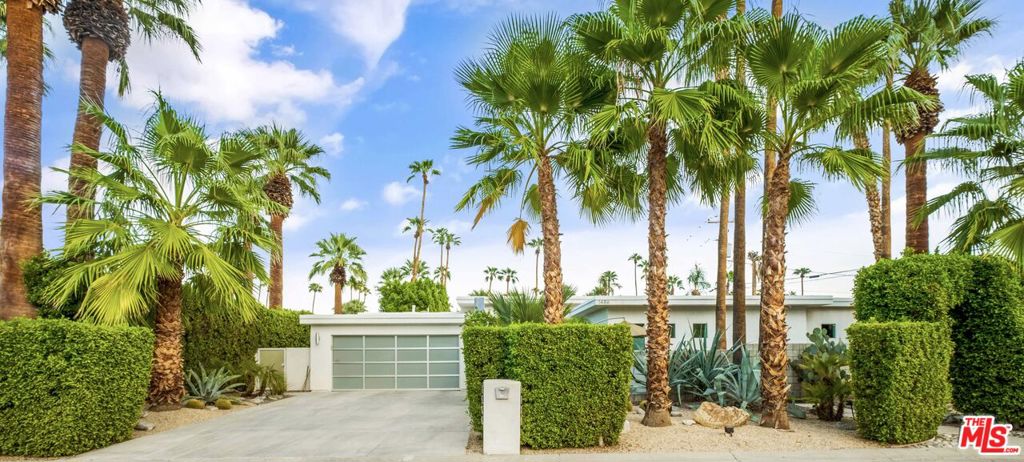 1486 S Driftwood Drive, Palm Springs, CA 92264