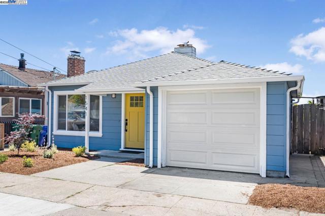 1541 Merced Street, Richmond CA: https://media.crmls.org/mediaz/696b0ca8-f515-4942-ba57-0a77eada82a7.jpg