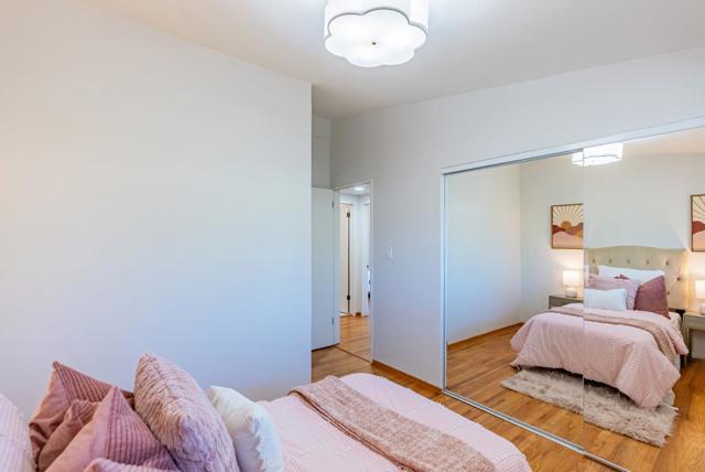 335 Burnett Avenue, Santa Clara CA: https://media.crmls.org/mediaz/696baa8a-1adb-420a-a51d-256ac3dae2e8.jpg