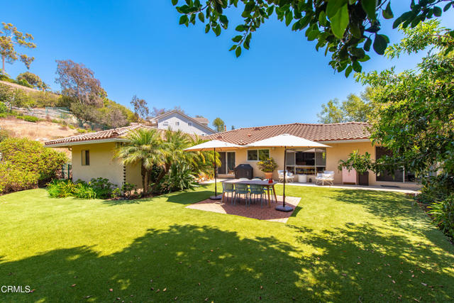 Photo of 633 Camino Roberto, Thousand Oaks, CA 91360