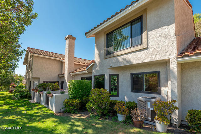 6208 Corte Antigua, Camarillo CA: https://media.crmls.org/mediaz/696df2e9-190b-451d-9329-269adbcf4564.jpg