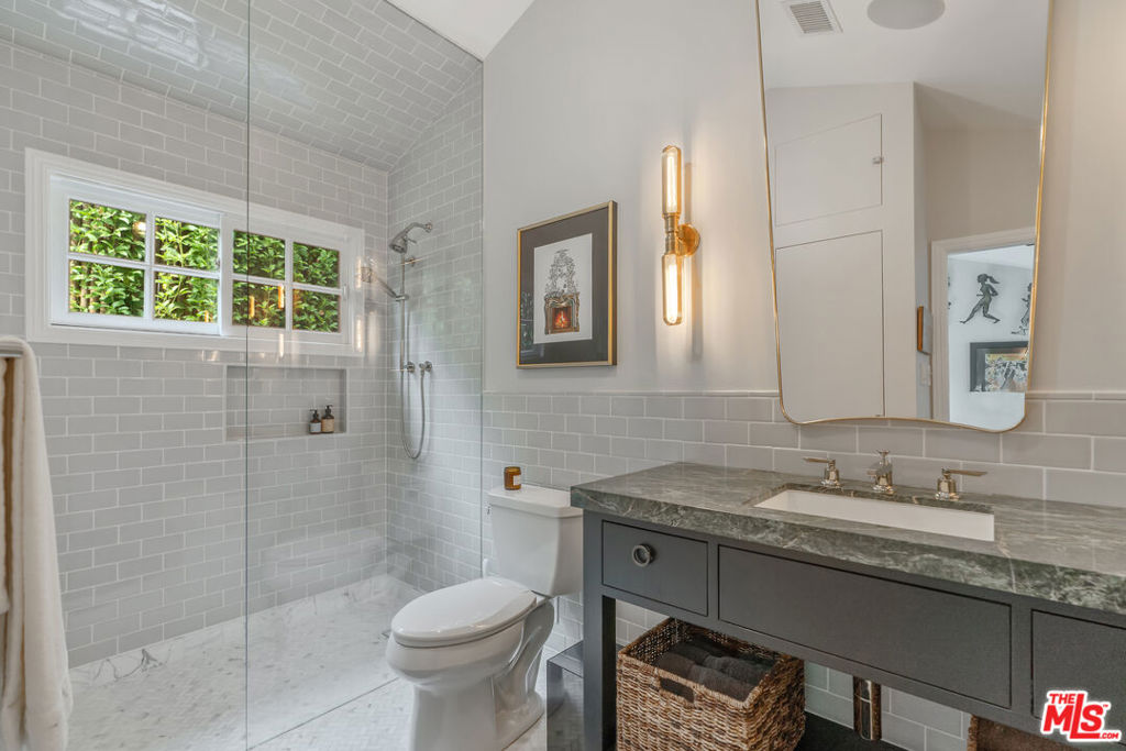 MLS #25604711 image #29