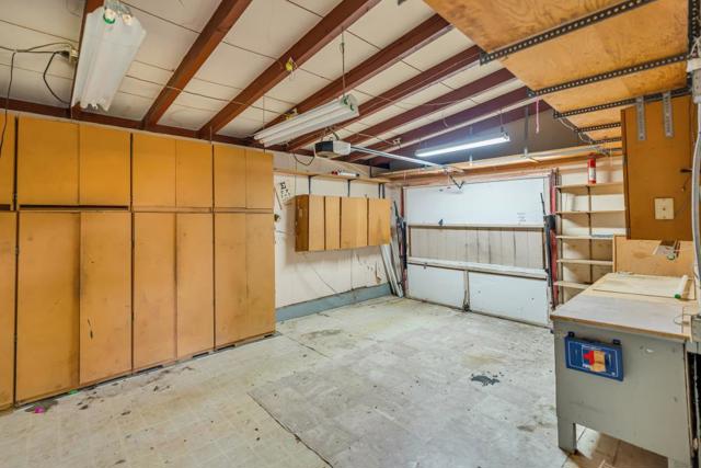 801 Douglas Street, West Sacramento CA: https://media.crmls.org/mediaz/696f737e-80d1-4904-bcfc-b0a9d671ac67.jpg