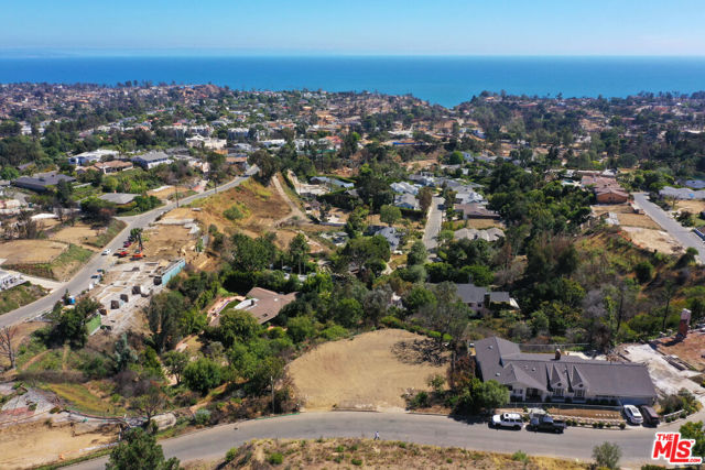 1243 Las Lomas Avenue photo 6