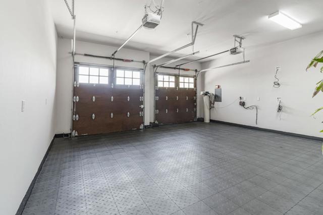 7 Stonebrae Road, Hayward CA: https://media.crmls.org/mediaz/69702e68-1b48-4f4a-aca1-b8faebedaeb0.jpg