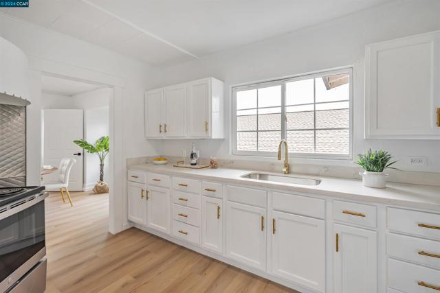 Image 9 of 35 For 1607 Santa Clara St