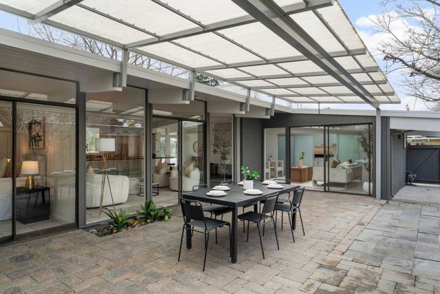 Image 50 of 73 For 829 Talisman Drive