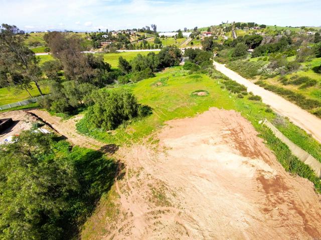 Detail Gallery Image 6 of 64 For 6951 W Lilac Rd, Bonsall,  CA 92003 - 3 Beds | 2 Baths