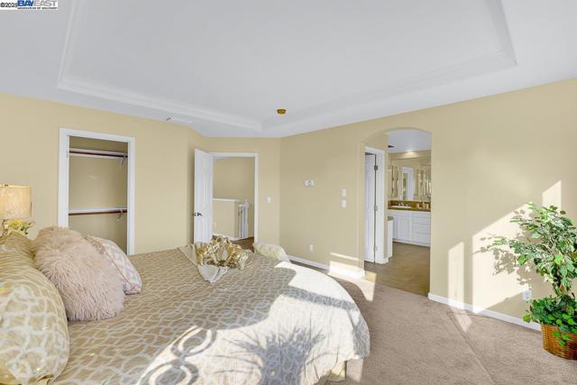 436 Wood Glen Dr, Richmond CA: https://media.crmls.org/mediaz/69723534-70b7-423b-a92c-67c3467cec28.jpg