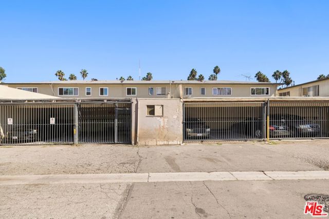 4646 Coliseum Street photo 6