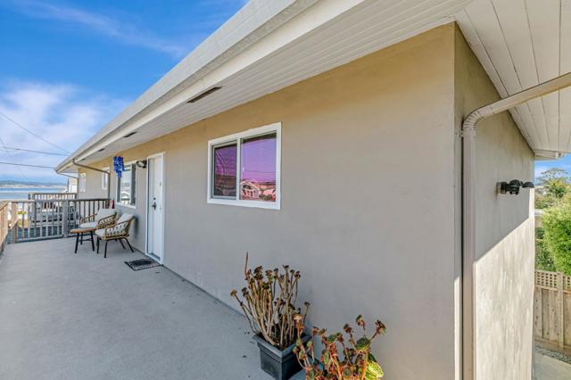 5080 Garnet Street, Capitola CA: https://media.crmls.org/mediaz/6972c4b2-0724-4d6d-a9f3-bec10b5b2b65.jpg