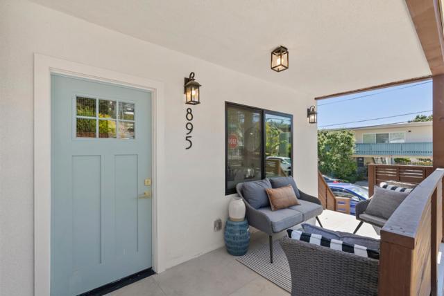 895 Laurel Avenue, Belmont CA: https://media.crmls.org/mediaz/697302c2-421d-4452-8984-6f08151395aa.jpg