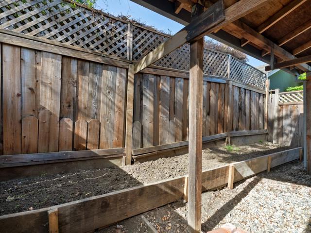 416 Upton Street, Redwood City CA: https://media.crmls.org/mediaz/69733c96-49d0-4d25-8d9d-b9f60479e0e3.jpg