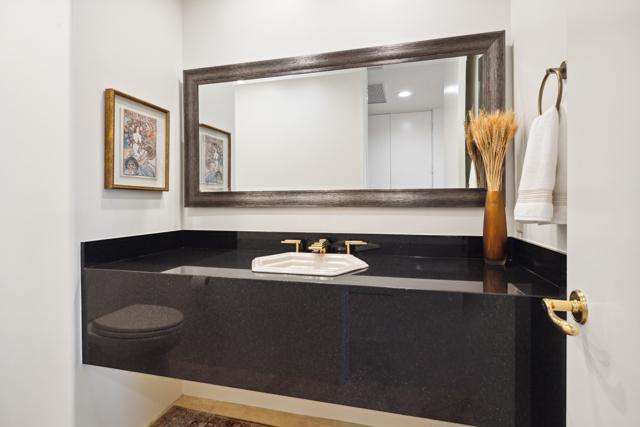 73231 Mariposa Drive, Palm Desert CA: https://media.crmls.org/mediaz/6973dd77-c126-4fd6-be5c-e5e74689ef14.jpg