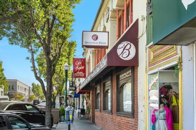 1317 Laguna Avenue, Burlingame CA: https://media.crmls.org/mediaz/69747d73-b167-45ac-9d85-92fd9265655a.jpg
