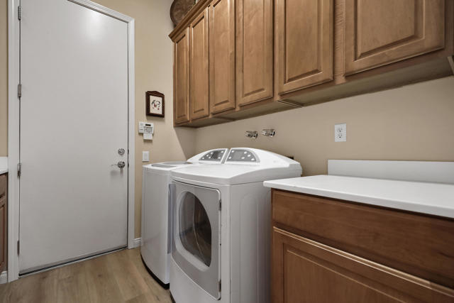 81083 Avenida Tres Lagunas, Indio CA: https://media.crmls.org/mediaz/69748100-783d-4f29-a3ae-93175357e845.jpg