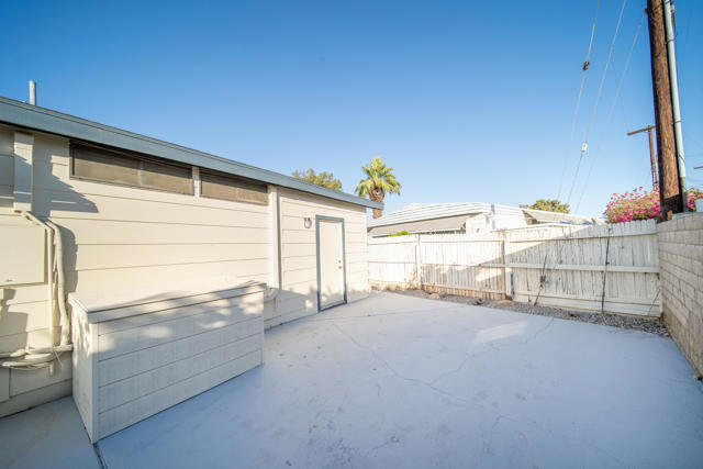 33440 Carlsbad Circle, Thousand Palms CA: https://media.crmls.org/mediaz/69758824-ab72-44b6-ac3f-4f75ab50a90c.jpg
