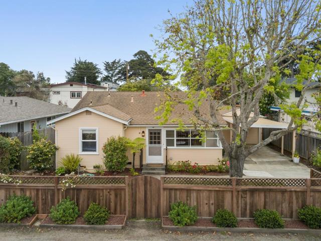 525 Laverne Avenue, Aptos CA: https://media.crmls.org/mediaz/69766c24-84b8-4115-b73a-777c9f696b62.jpg