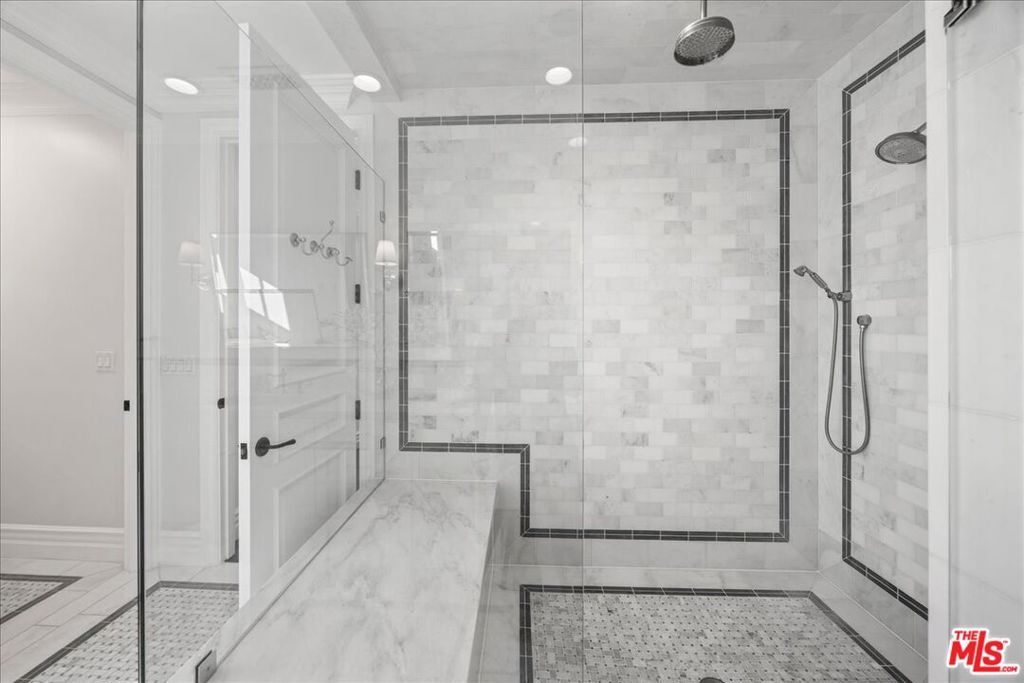 MLS #26866405 image #26