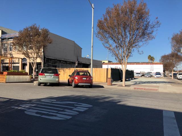 206 5th Street, Hollister, California 95023, ,Commercial Sale,For Sale,5th,ML81877917