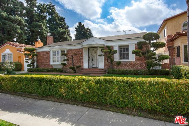 3408 W Martin Luther King Jr Boulevard, Los Angeles CA: https://media.crmls.org/mediaz/6978eb0d-4415-49ad-9040-e91ee14d410d.jpg