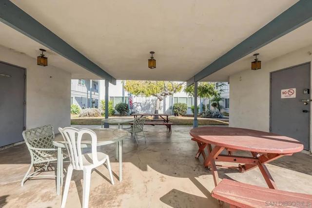 Detail Gallery Image 5 of 19 For 149 Fourth Av #17,  Chula Vista,  CA 91910 - 2 Beds | 2 Baths