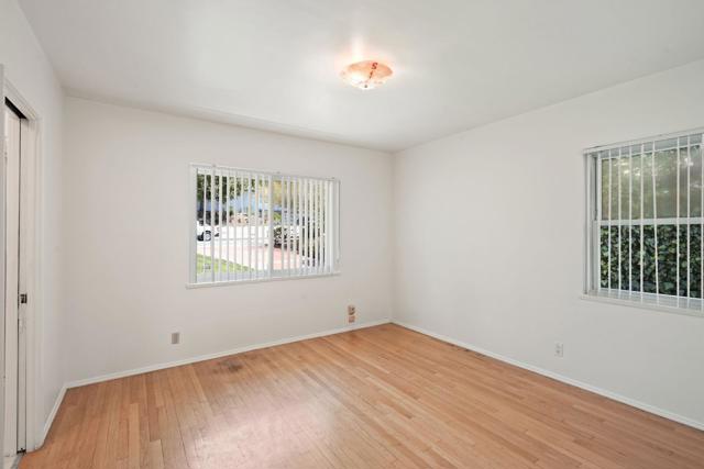 108 W Kenneth Road, Glendale CA: https://media.crmls.org/mediaz/697c5d2c-91f6-4c48-9a52-83ad76d04c10.jpg