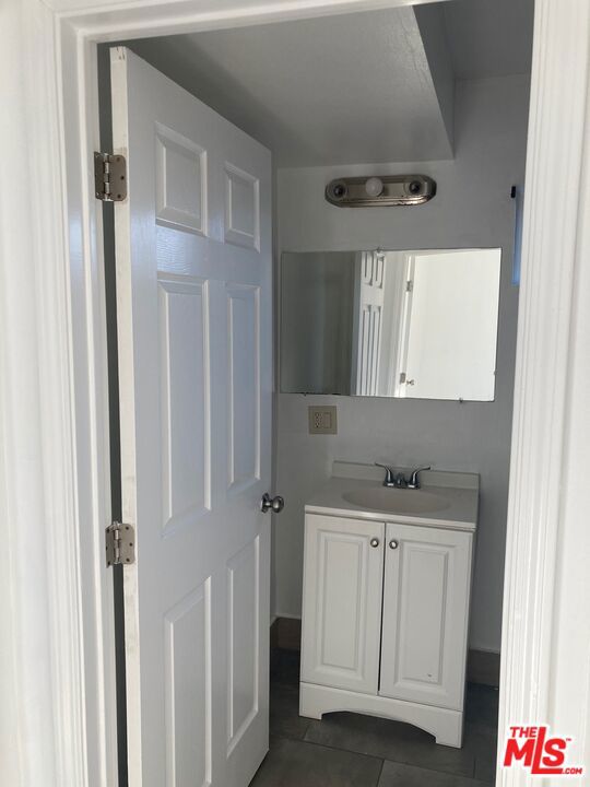 322 W 122nd Street, Los Angeles CA: https://media.crmls.org/mediaz/697c98f8-fcd3-4eff-9f31-fc718ffb736a.jpg