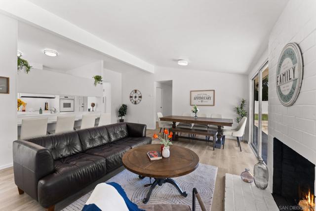 3631 Wagner Pl, San Diego CA: https://media.crmls.org/mediaz/697db514-1f5e-4d73-847a-3ec22c63096e.jpg