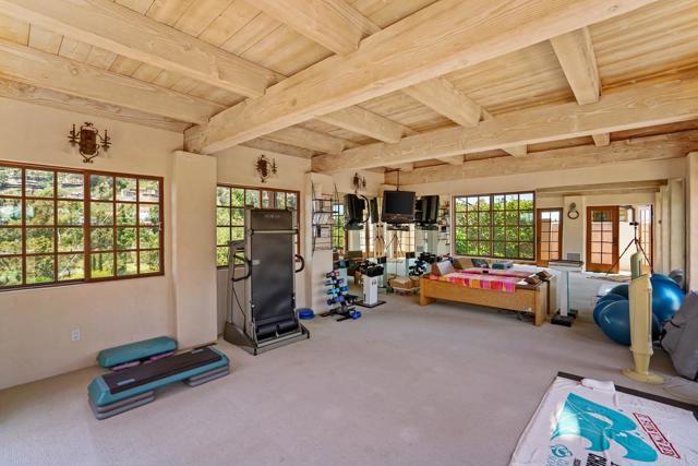 4652 Resmar Road, La Mesa CA: https://media.crmls.org/mediaz/697dbe23-2225-43aa-ba6b-4af60b011db1.jpg